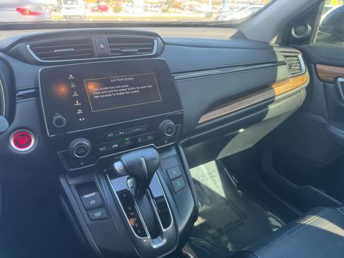 Used 2020 Honda CR-V Touring image 5