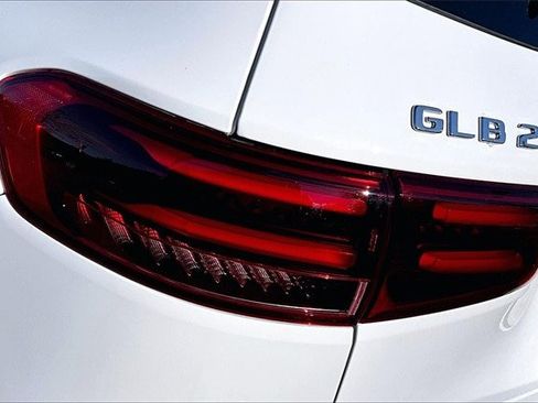 Certified 2025 Mercedes-Benz GLB 250 4MATIC image 26