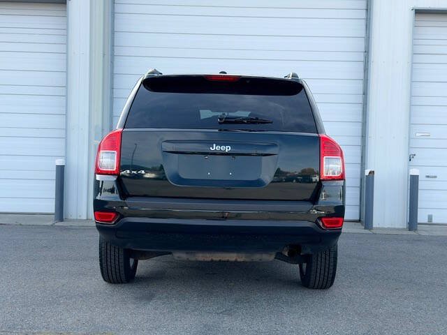 Used 2013 Jeep Compass Sport AWD/4WD image 6
