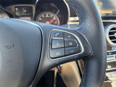 Used 2018 Mercedes-Benz C 300 4MATIC Sedan image 23