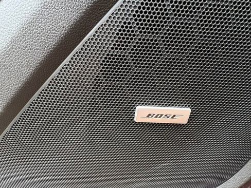 Used 2020 Chevrolet Traverse Premier w/ LPO, Floor Liner Package image 18