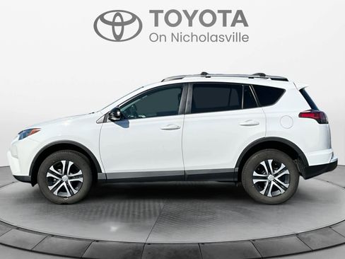 Used 2016 Toyota RAV4 LE AWD/4WD image 3