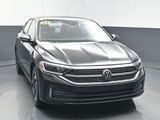 Used 2023 Volkswagen Jetta SEL image 2