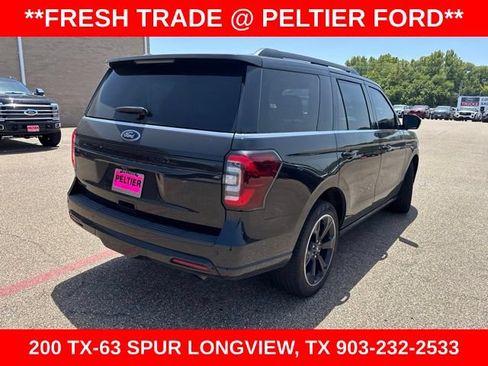 Used 2024 Ford Expedition Limited AWD/4WD image 17