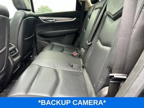 Used 2017 Cadillac XT5 Premium Luxury FWD image 8
