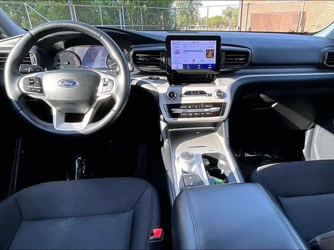 Certified 2023 Ford Explorer XLT AWD/4WD image 14