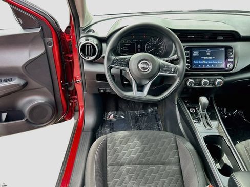Certified 2024 Nissan Kicks SV FWD image 17