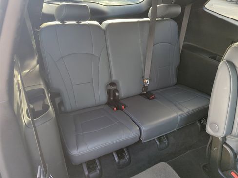 Used 2024 Buick Enclave Premium image 35