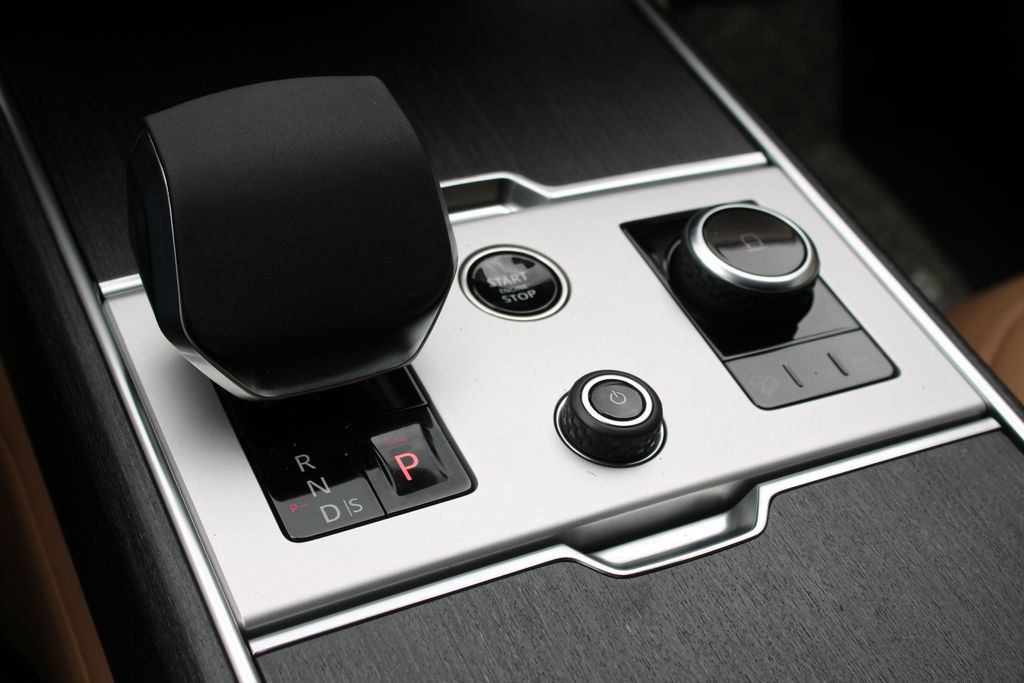 New 2027 Land Rover Range Rover SE AWD/4WD image 15
