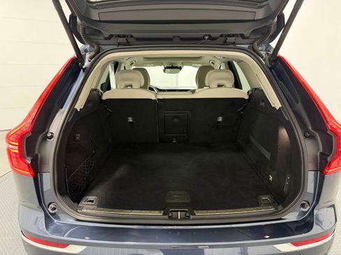 Used 2019 Volvo XC60 T6 Inscription image 32