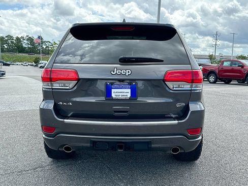Used 2019 Jeep Grand Cherokee Overland AWD/4WD image 15