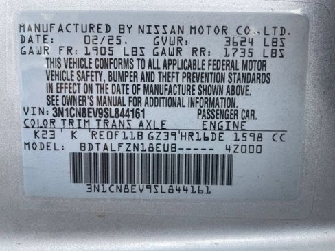 Used 2025 Nissan Versa SV FWD image 27