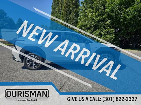 Used 2024 Subaru Solterra AWD/4WD image 9