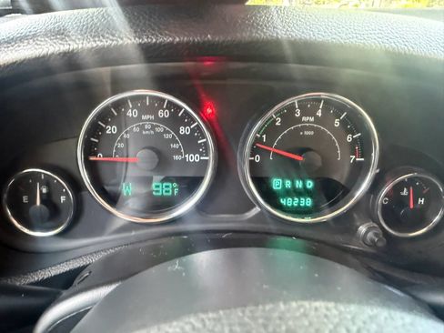 Used 2014 Jeep Wrangler Unlimited Sport w/ Quick Order Package 24S AWD/4WD image 16
