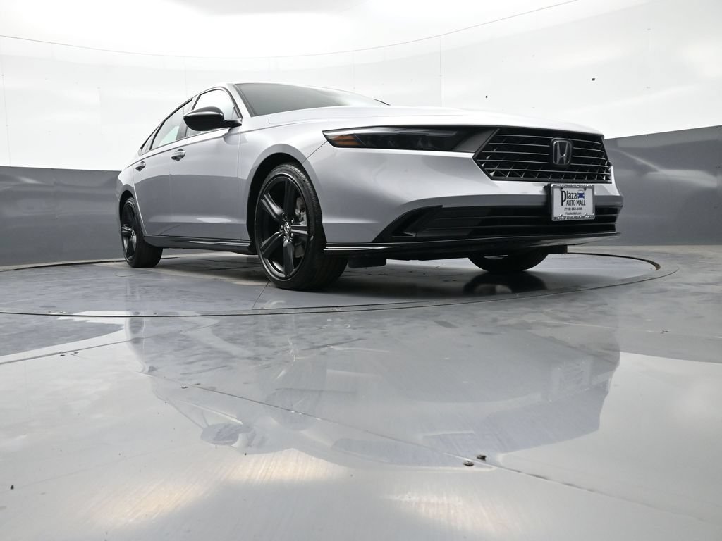 Used 2024 Honda Accord Sport image 27