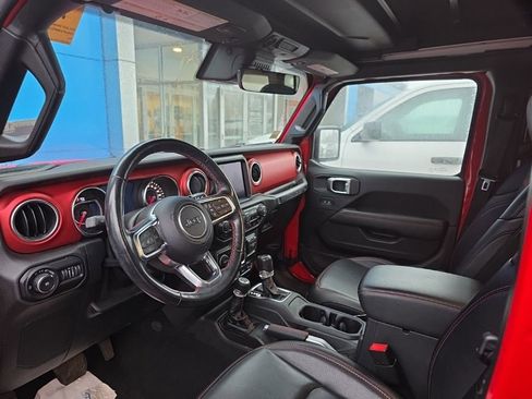 Used 2021 Jeep Wrangler Unlimited Rubicon w/ Uconnect 4C Nav & Sound Group image 7