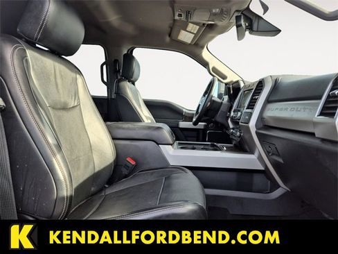 Used 2019 Ford F250 Lariat w/ Lariat Ultimate Package image 15