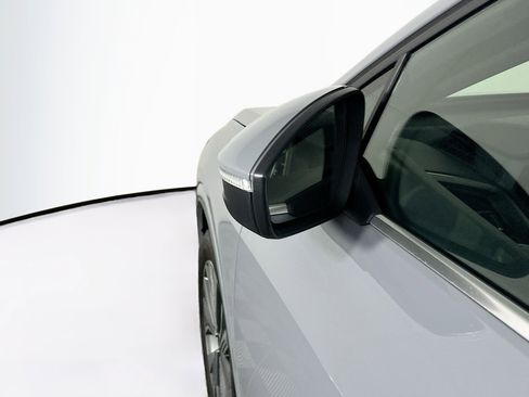 Used 2023 Audi Q4 e-tron Premium w/ Convenience Package image 16