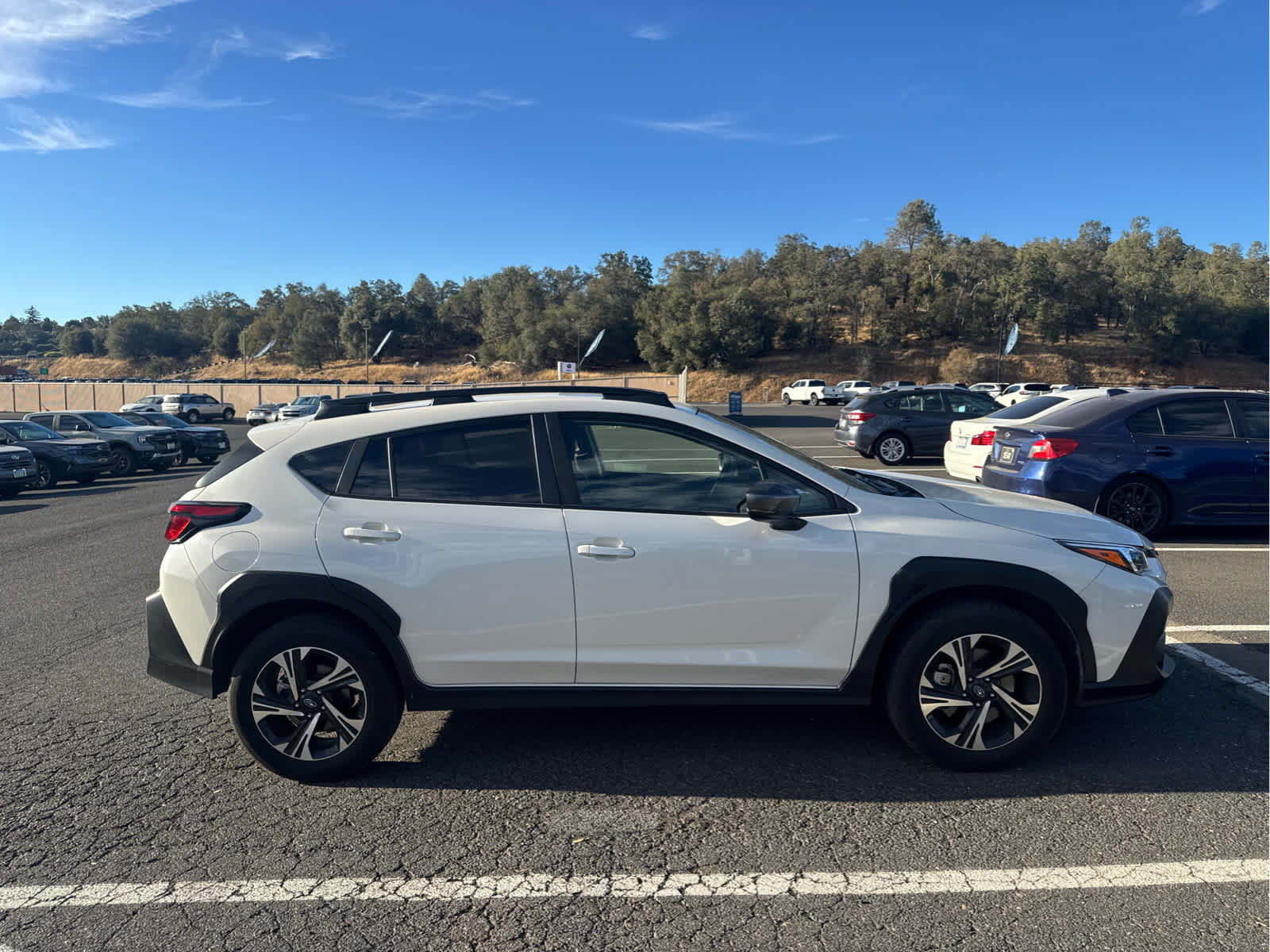 Used 2025 Subaru Crosstrek 2.5i Premium AWD/4WD image 4