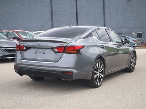 Used 2023 Nissan Altima 2.0 SR FWD image 23