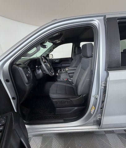 Used 2022 Chevrolet Silverado 1500 Custom w/ LPO, Dark Essentials Package RWD image 8