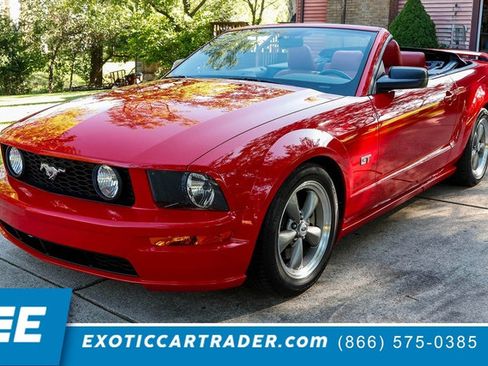 Used 2006 Ford Mustang GT Premium RWD image 1