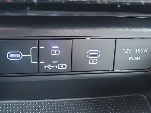 Certified 2025 Hyundai Santa Cruz SEL FWD image 15