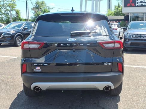 Used 2023 Ford Escape Active w/ Tech Pack #2 AWD/4WD image 4