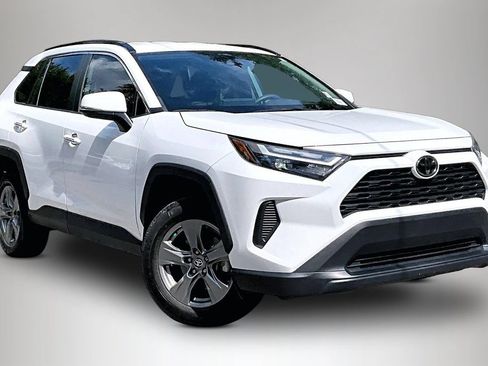 Used 2024 Toyota RAV4 XLE FWD image 2