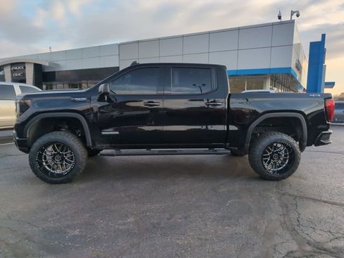 New 2025 GMC Sierra 1500 Elevation image 5