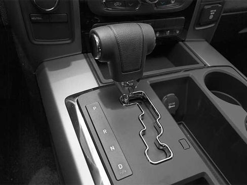 Used 2013 RAM 1500 Express image 8