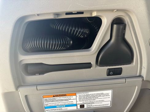 Used 2016 Honda Odyssey SE image 33