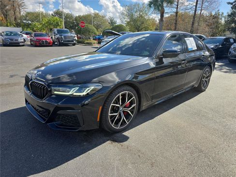 Used 2023 BMW 530i xDrive w/ M Sport Package image 6