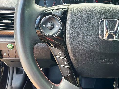 Used 2017 Honda Accord Sport Special Edition image 32