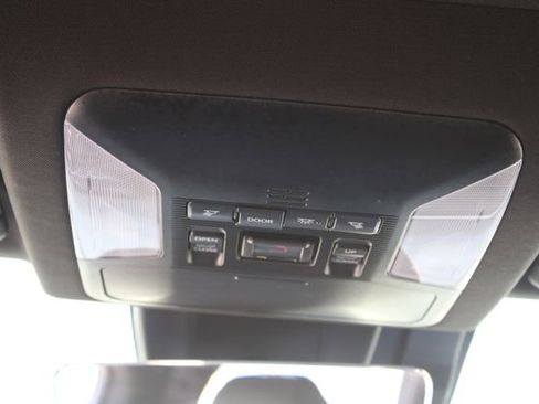 Used 2021 Toyota RAV4 SE w/ Weather & Moonroof Package AWD/4WD image 17