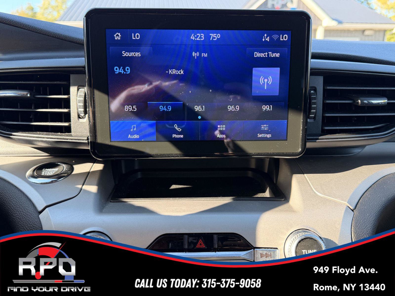 Used 2022 Ford Explorer XLT AWD/4WD image 19