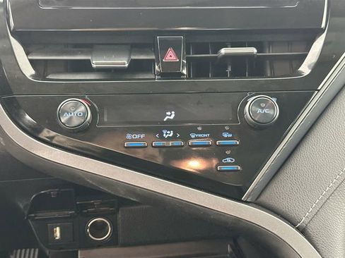 Used 2024 Toyota Camry SE FWD image 14