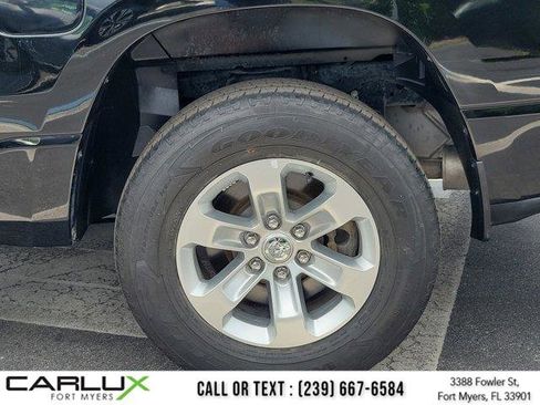 Used 2024 RAM 1500 Laramie AWD/4WD image 12
