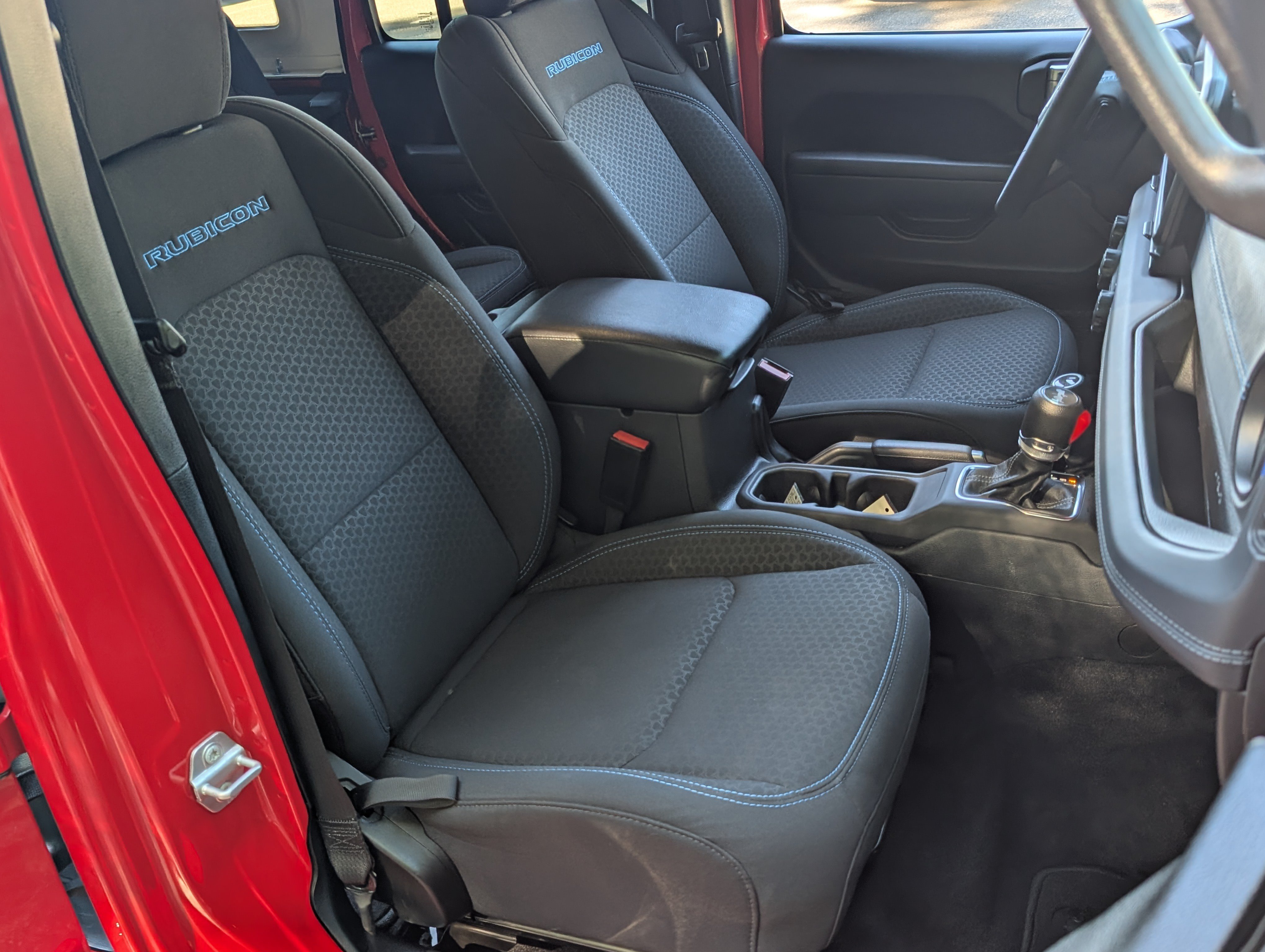 Used 2025 Jeep Wrangler Unlimited Rubicon 4xe AWD/4WD image 20
