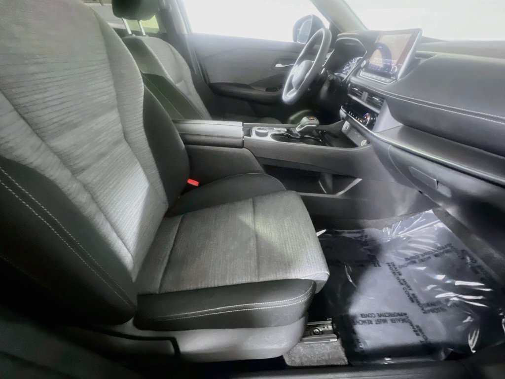 Used 2023 Nissan Rogue SV AWD/4WD image 28