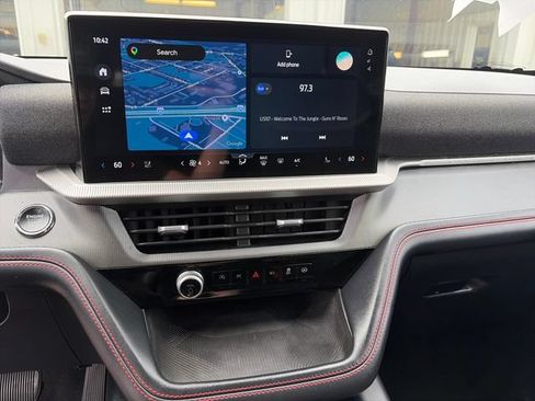 Used 2025 Ford Explorer ST-Line w/ ST-Line Street Pack AWD/4WD image 18