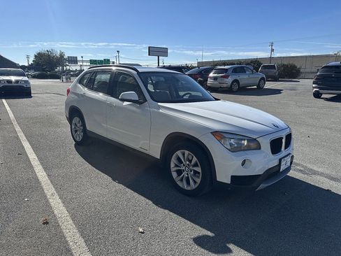 Used 2013 BMW X1 xDrive28i image 6