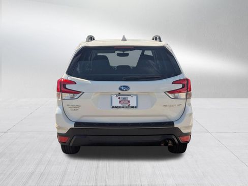 Certified 2023 Subaru Forester Premium w/ Popular Package #2 AWD/4WD image 4