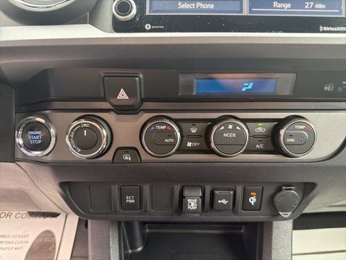 Certified 2023 Toyota Tacoma TRD Off-Road image 26