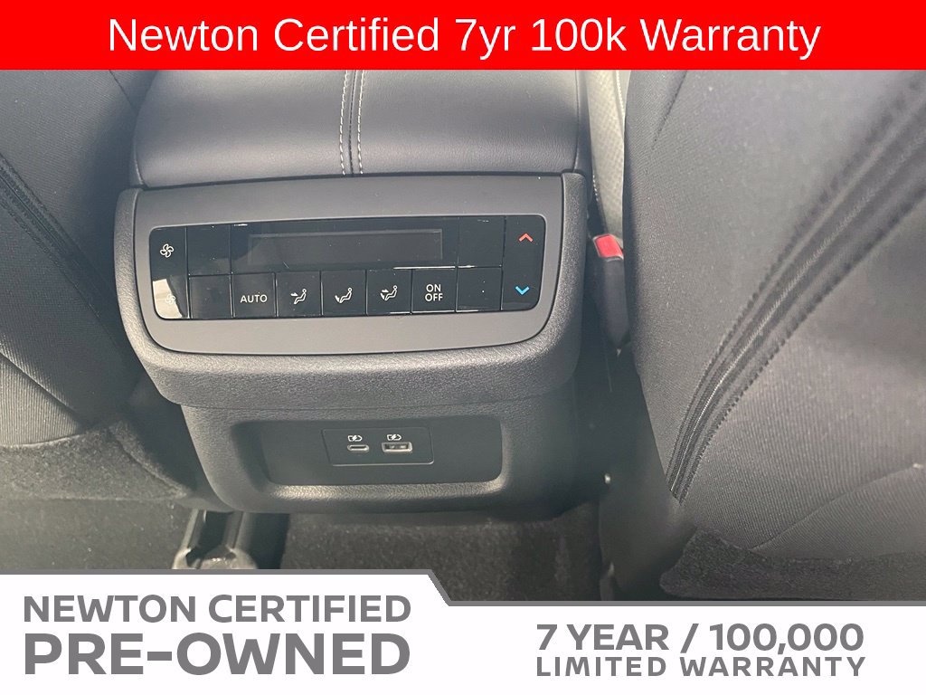 Used 2025 Nissan Pathfinder SV w/ SV Premium Package FWD image 20