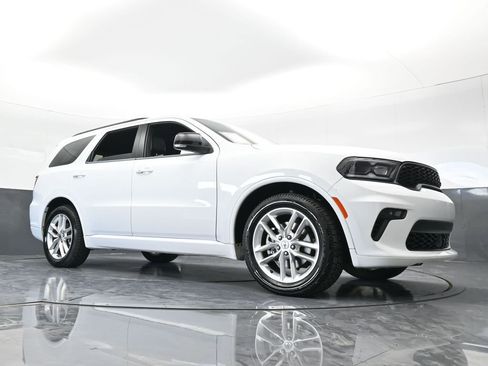 Used 2023 Dodge Durango GT image 69