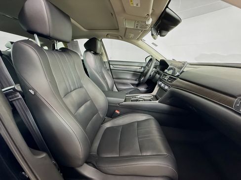 Used 2022 Honda Accord Touring image 36