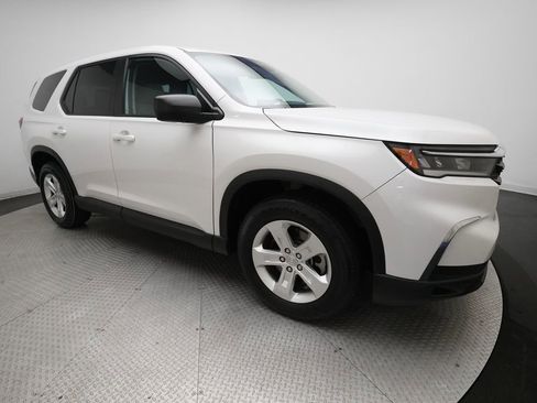 Certified 2023 Honda Pilot LX image 36