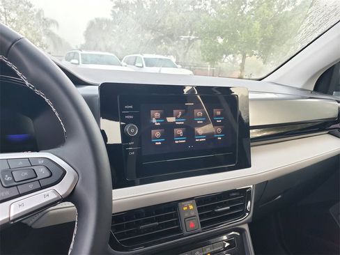 New 2026 Volkswagen Taos S image 8