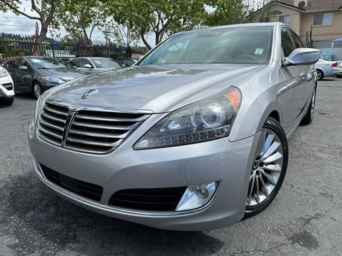 Used 2014 Hyundai Equus Signature RWD image 1
